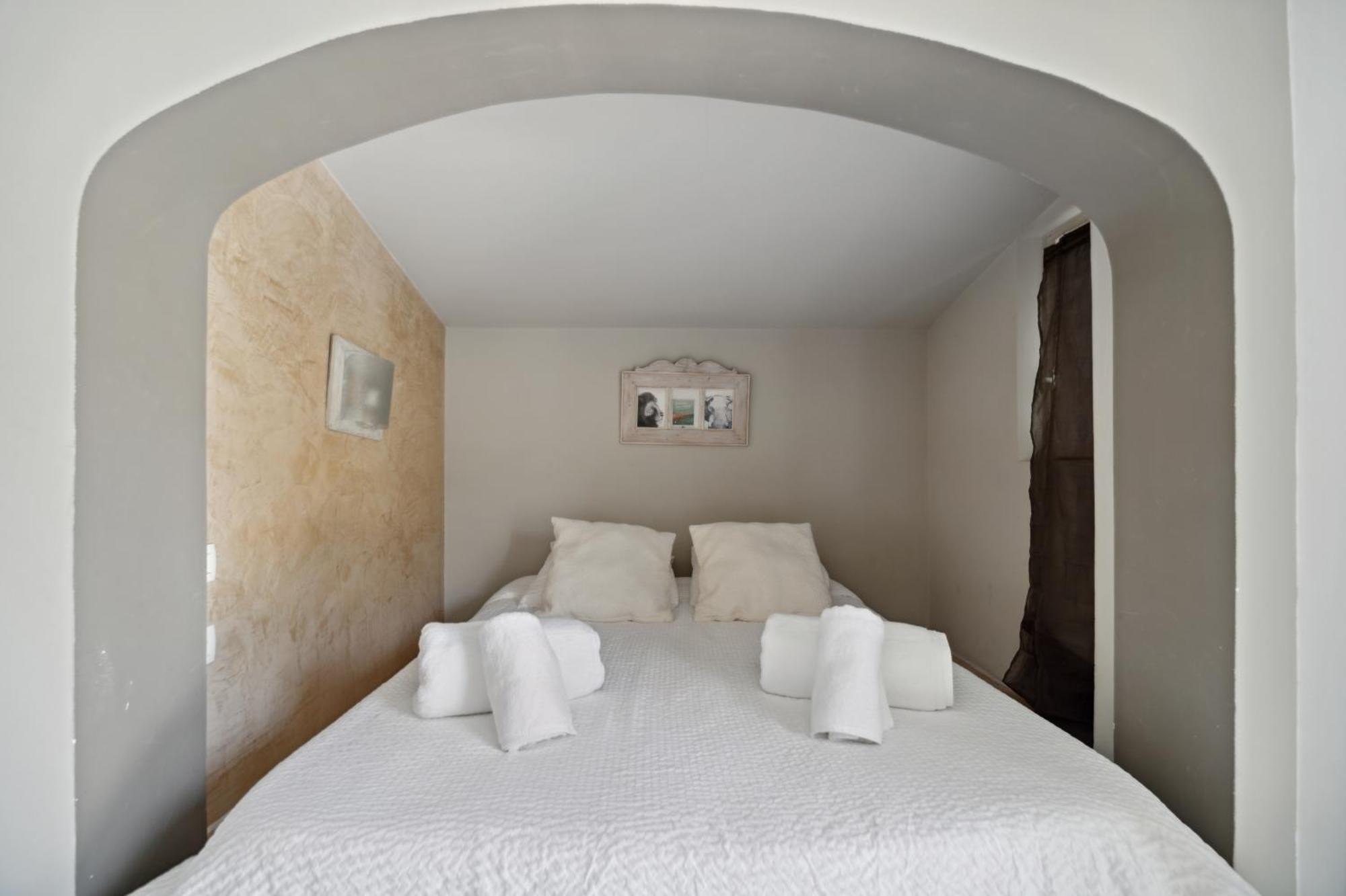 Grande Villa St-Tropez Area Avec Piscine Chauffee Gassin Exterior photo